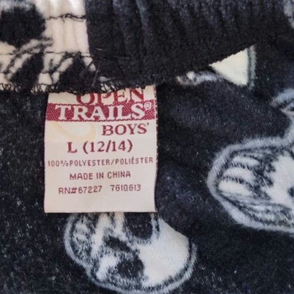 Open Trails boy's fleece skull pj/sweat pants - size large - Picture 2 of 3
